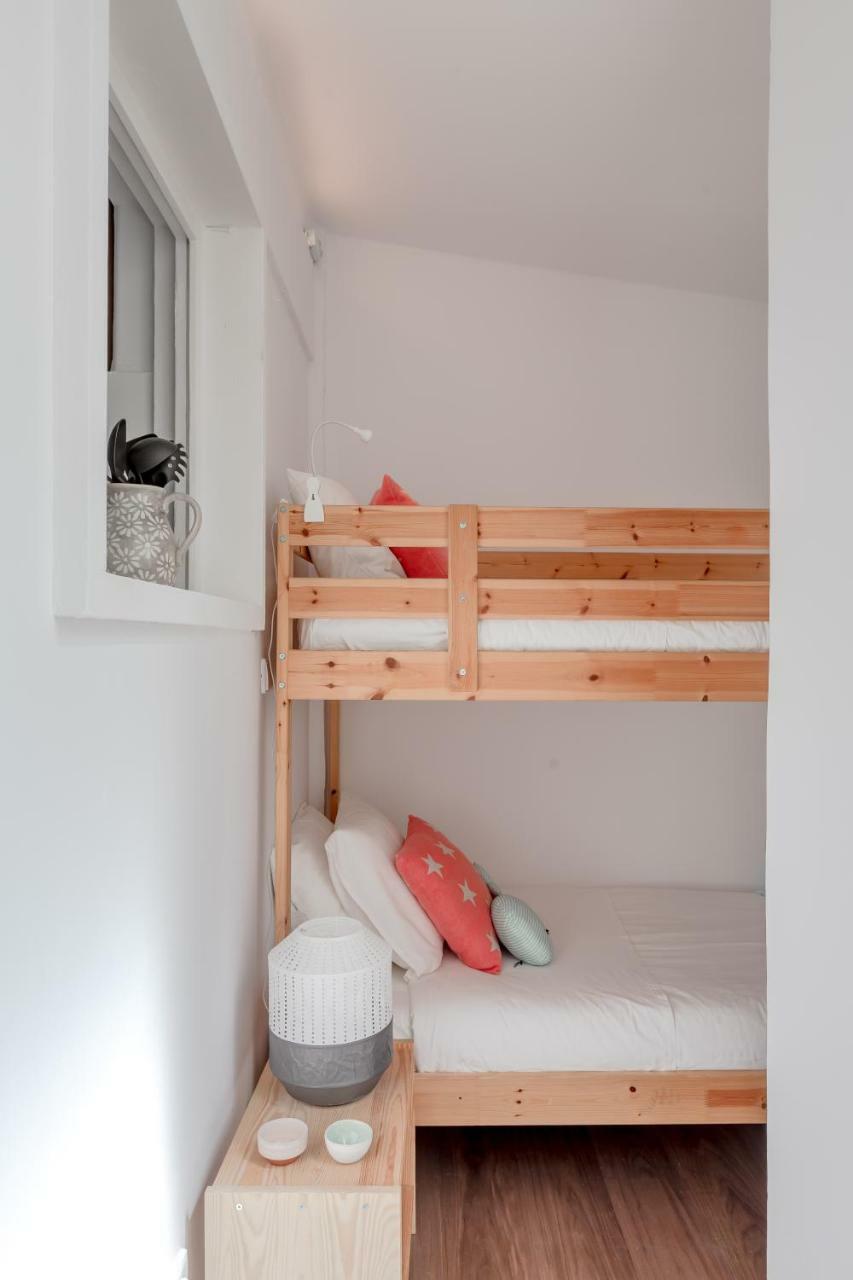 Sunny Apartment With Patio, By Timecooler ลิสบอน ภายนอก รูปภาพ