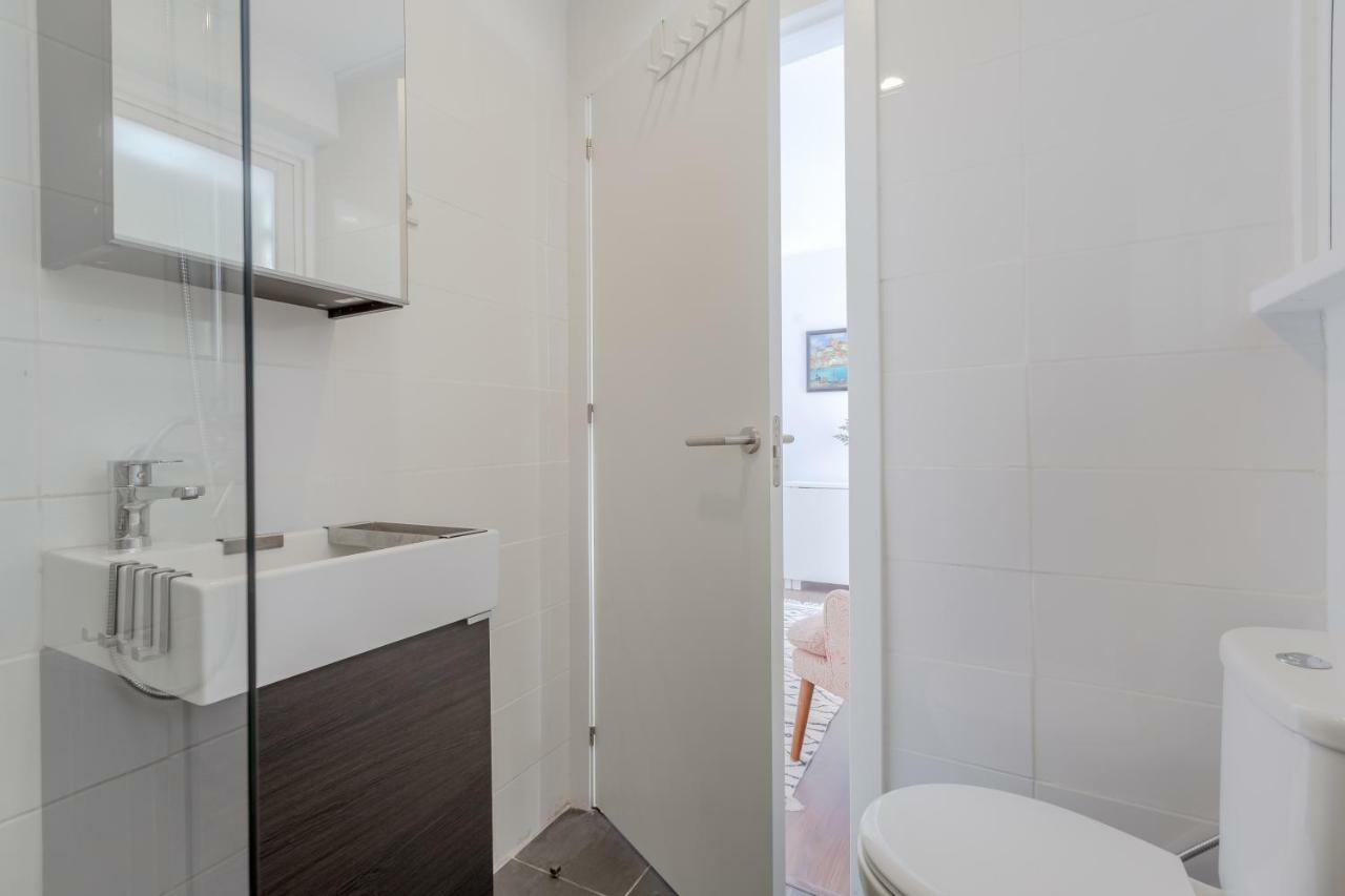 Sunny Apartment With Patio, By Timecooler ลิสบอน ภายนอก รูปภาพ